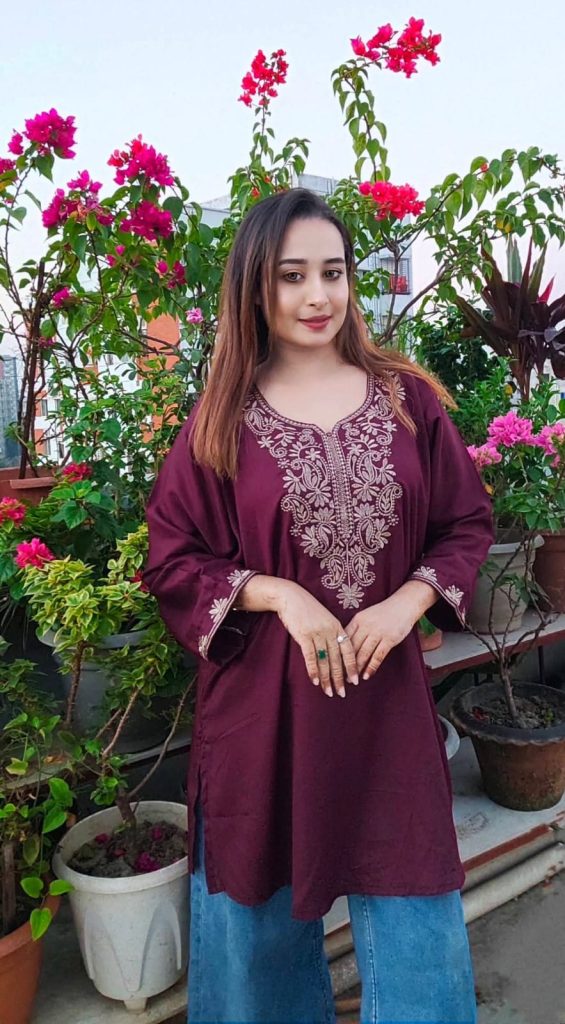 প্রিমিয়াম এমব্রয়ডারি লেডিজ কুর্তি